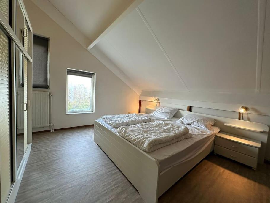 Crox Houcke 24* * Nieuwvliet